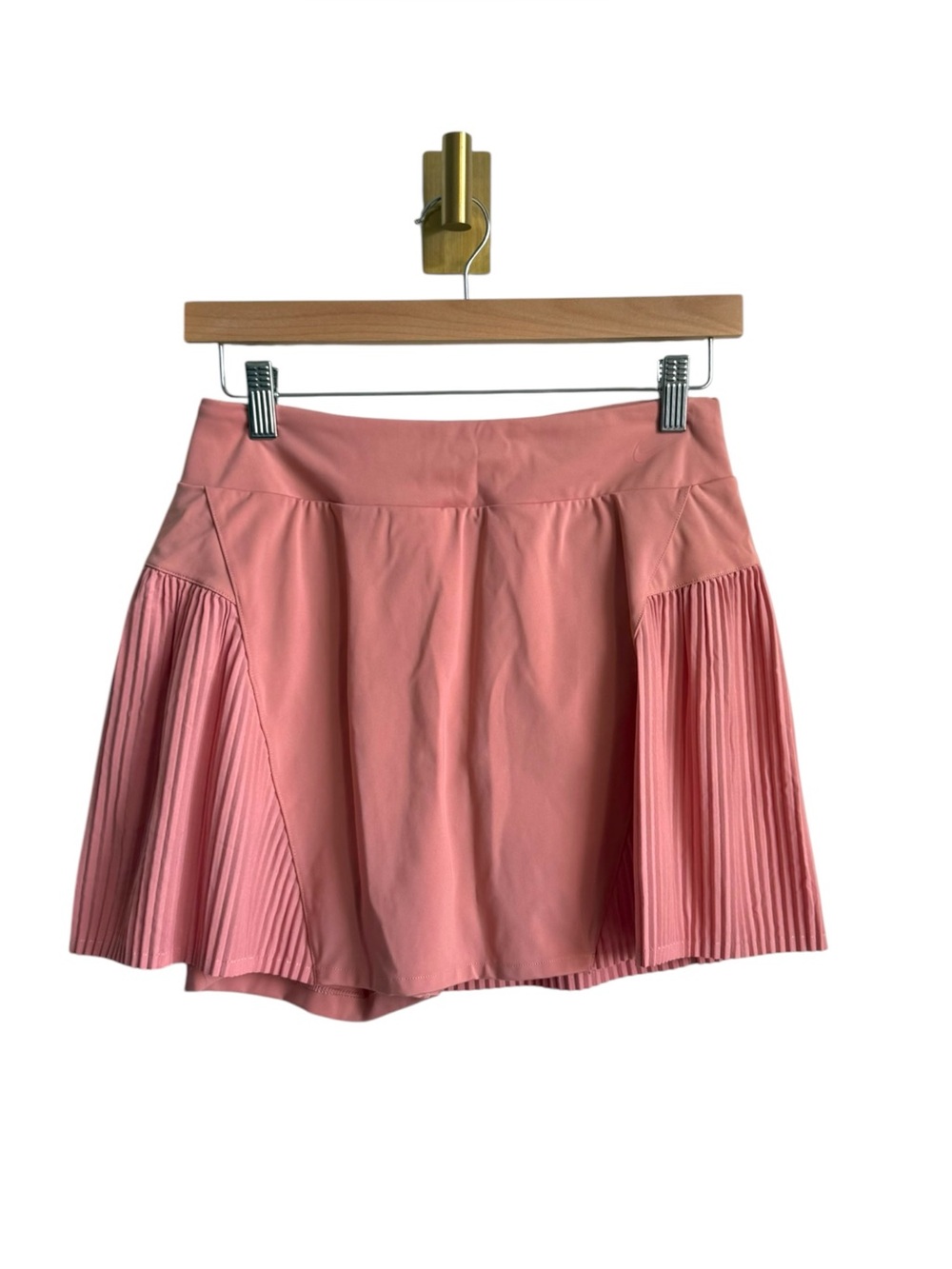 Nike Women's Coral Pleated Athletic Tennis Skort Built In Shorts Small